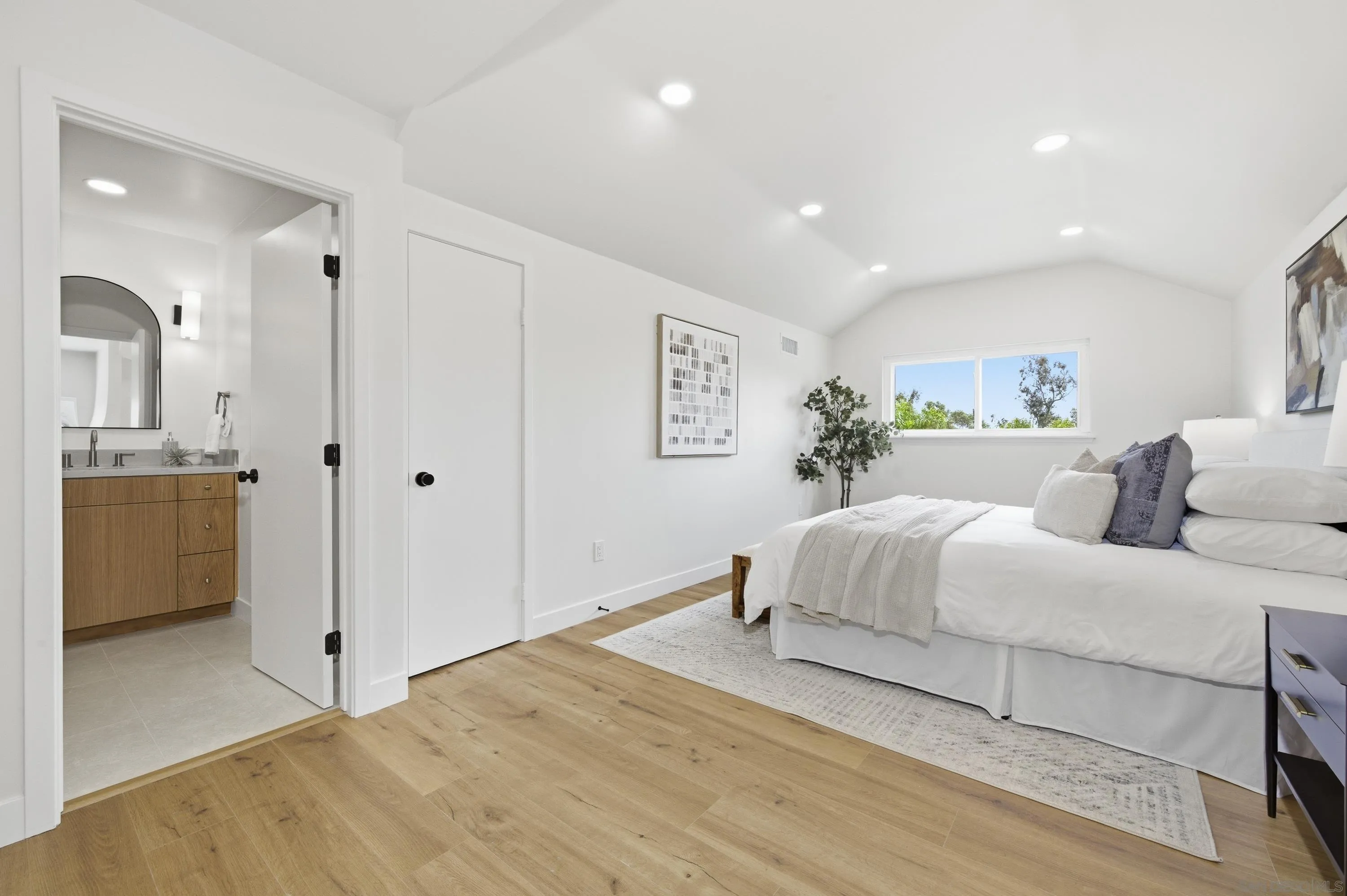 1519 Valleda Lane Encinitas, CA 92024 - Photo 29 of 68