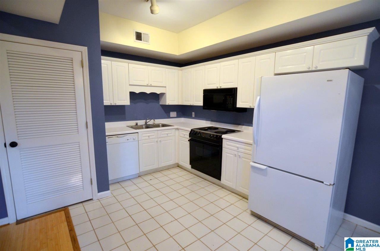 1006 Old Rocky Ridge Lane Birmingham, AL 35216 - Photo 16 of 42