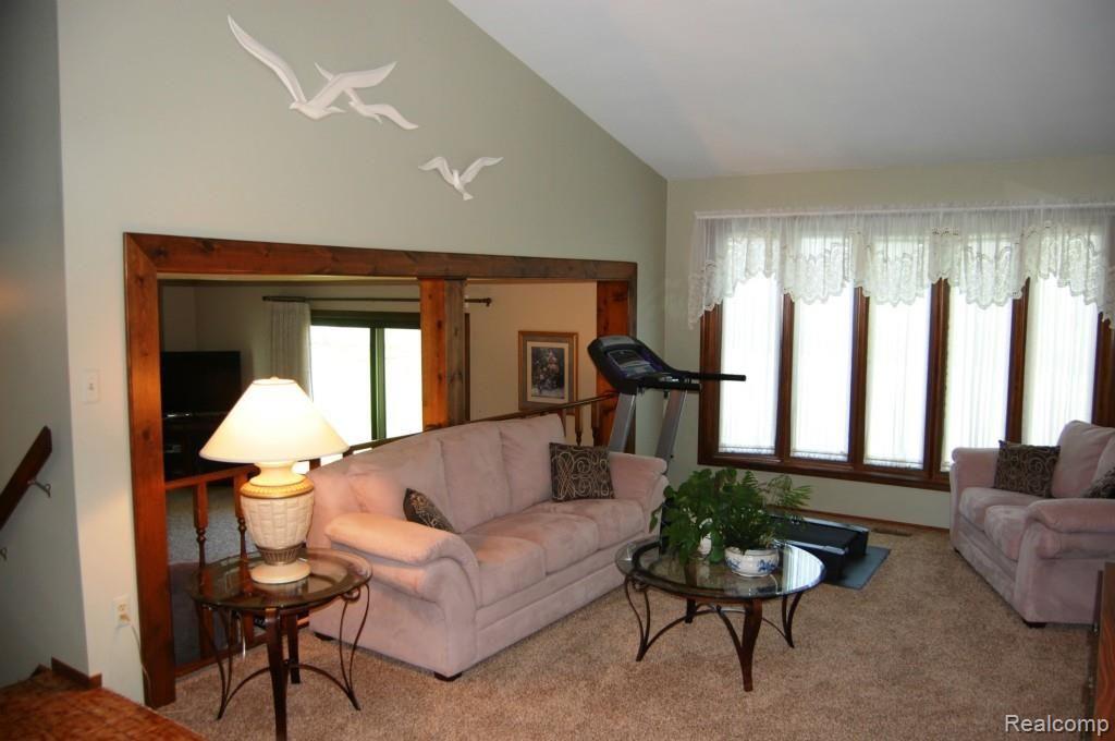 67483 Wolcott Road Ray, MI 48096 - Photo 5 of 48 Great Room