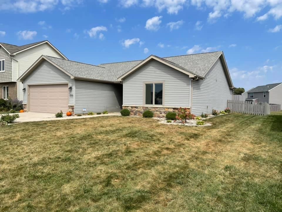 2704 Stonecrop Road Huntertown, IN 46748 - Photo 2 of 35