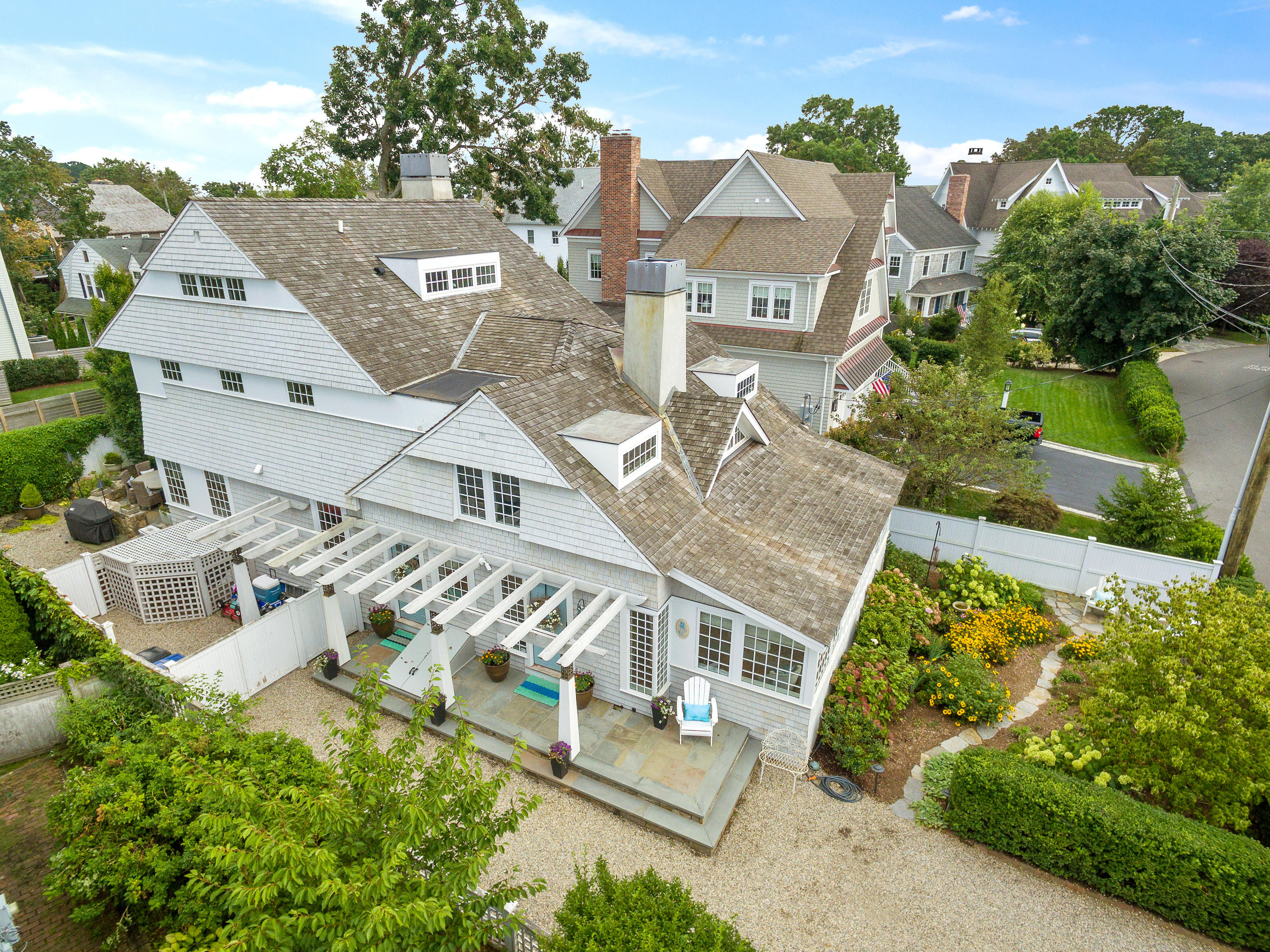 10 Juniper Road Rowayton, CT 06853 - Photo 23 of 28 an aerial view of a house