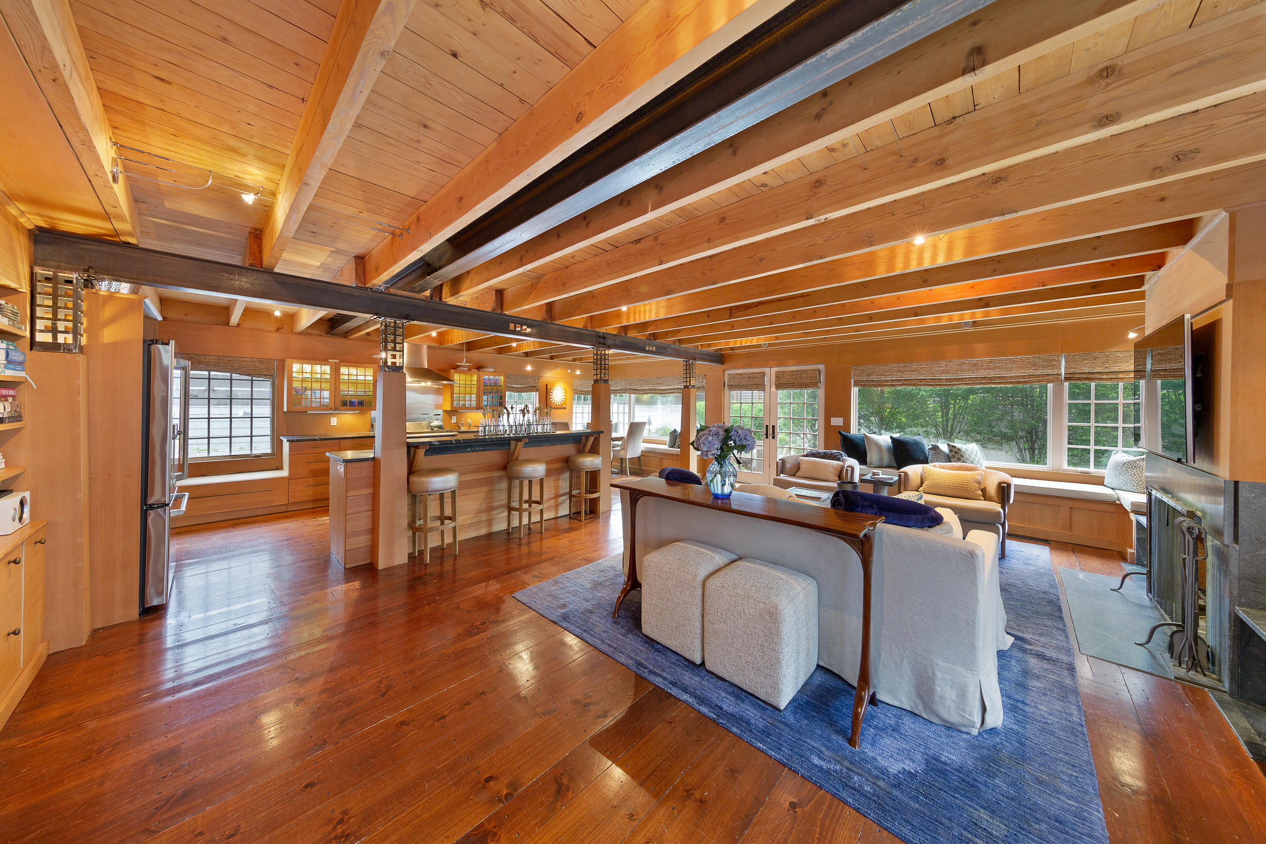 10 Juniper Road Rowayton, CT 06853 - Photo 9 of 28 a view of a living room with furniture