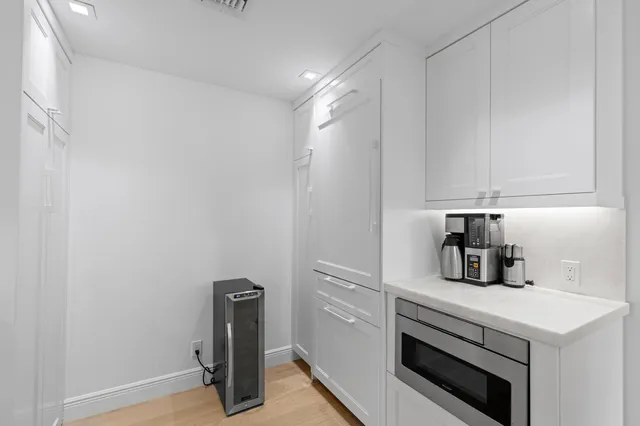 $4,300,000 | 100 Worth Avenue, Unit 401, Palm Beach, FL 33480