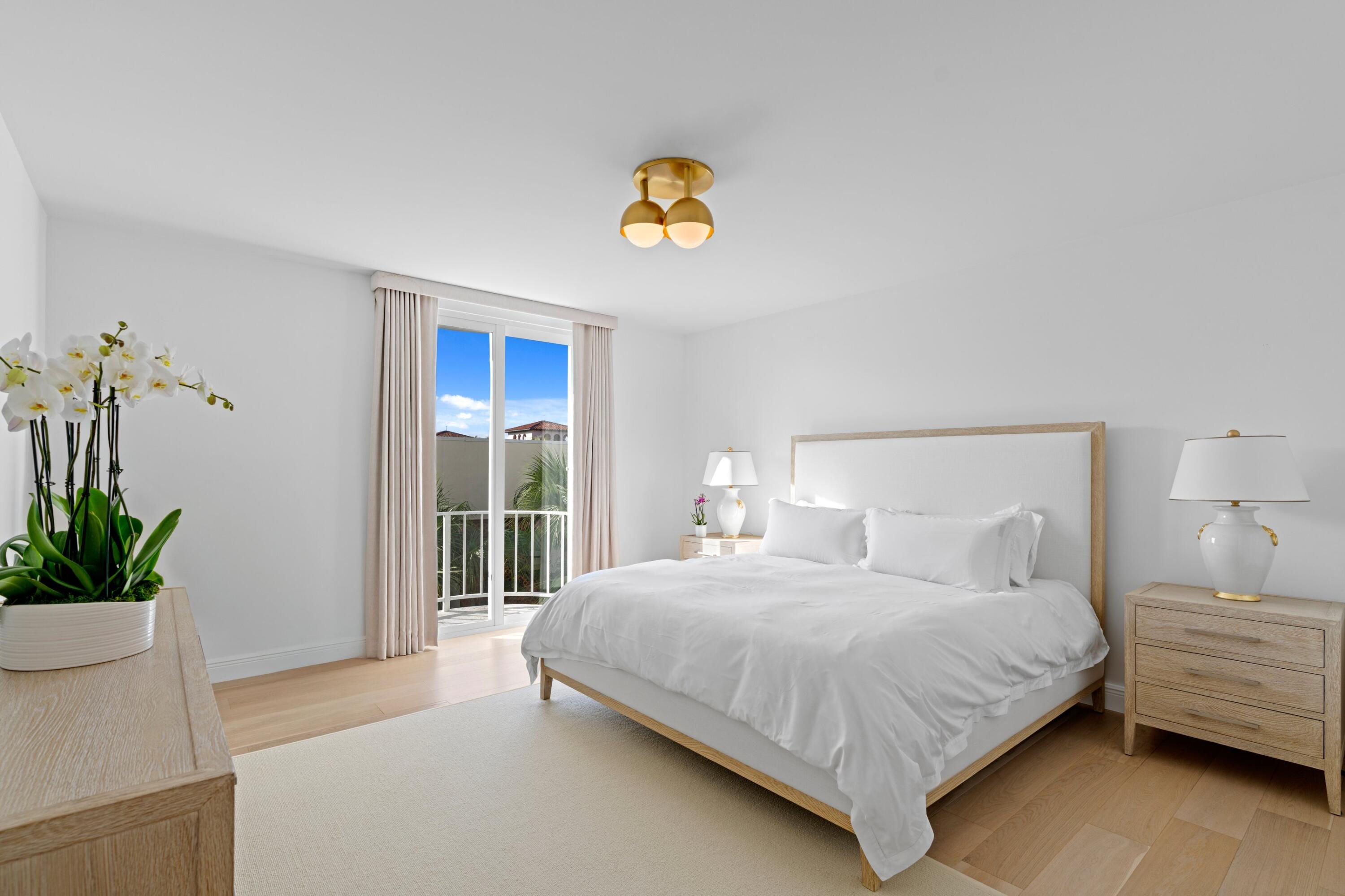 100 Worth Avenue, Unit 401 Palm Beach, FL 33480 - Photo 13 of 32 13