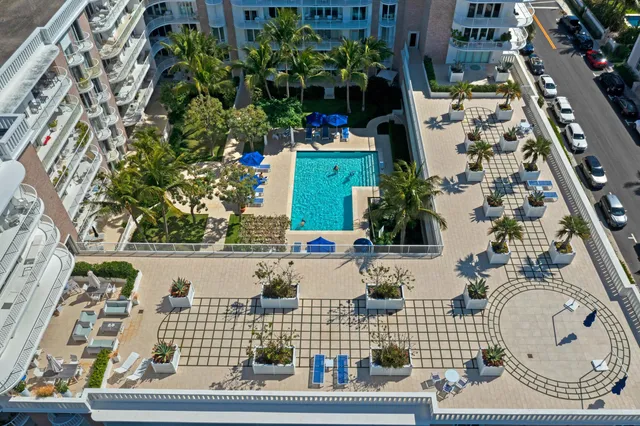 $4,300,000 | 100 Worth Avenue, Unit 401, Palm Beach, FL 33480