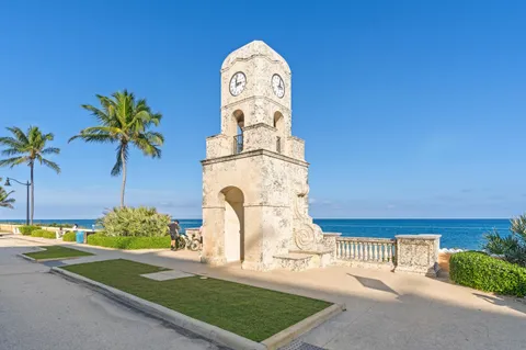 a picture of a wall with a white wall and a painting