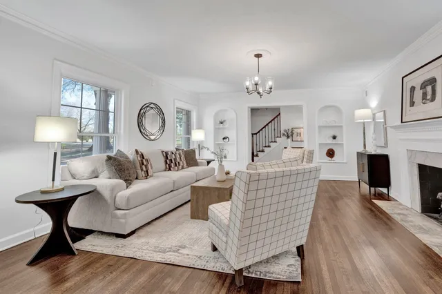 $4,250 | 4679 Walnut Grove Road, Memphis, TN 38117