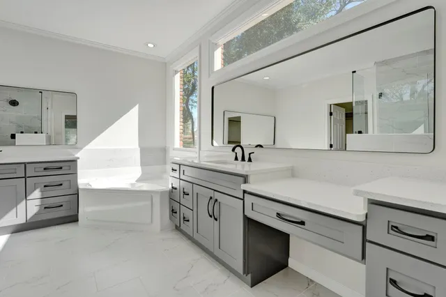 $3,700 | 4679 Walnut Grove Road, Memphis, TN 38117