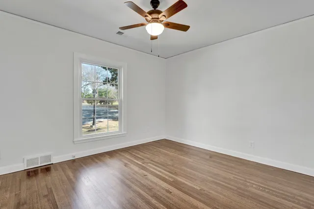 $3,700 | 4679 Walnut Grove Road, Memphis, TN 38117