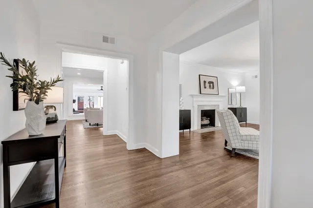 $3,700 | 4679 Walnut Grove Road, Memphis, TN 38117