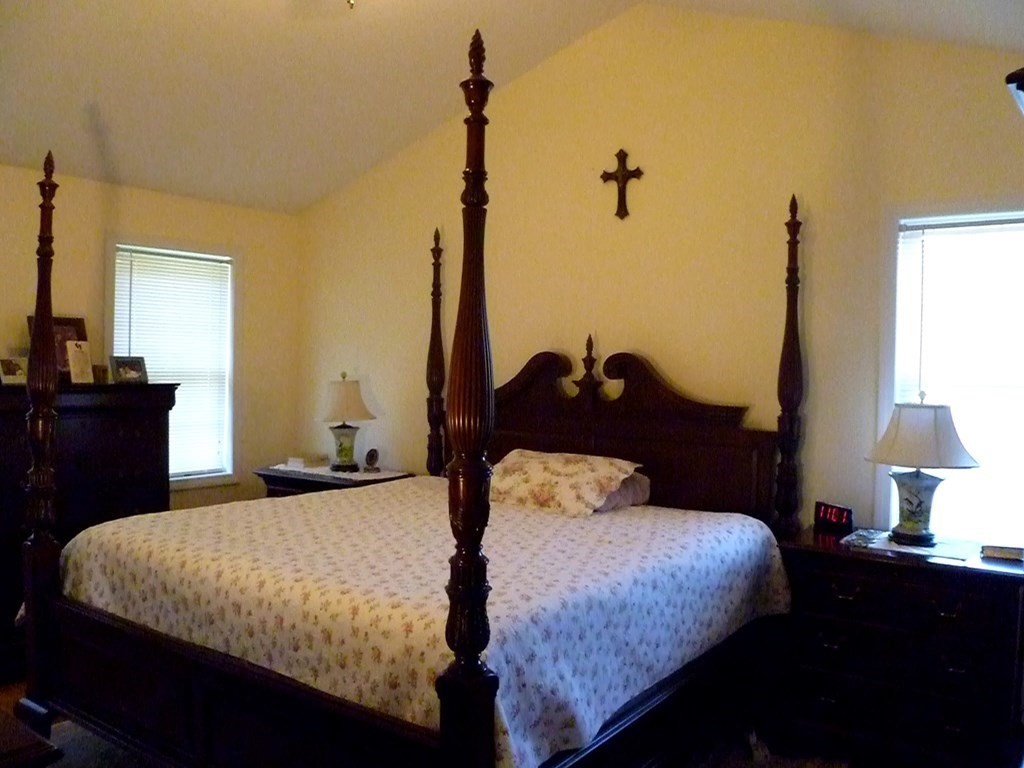 252 Lower Road Deerfield, MA 01342 - Photo 9 of 27 Gallery Image 9