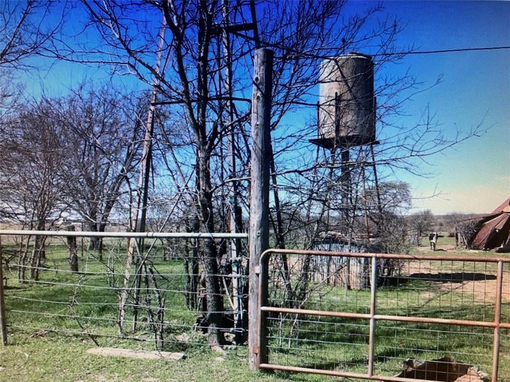 4748 County Road 1010 Joshua, TX 76058 - Photo 4 of 13