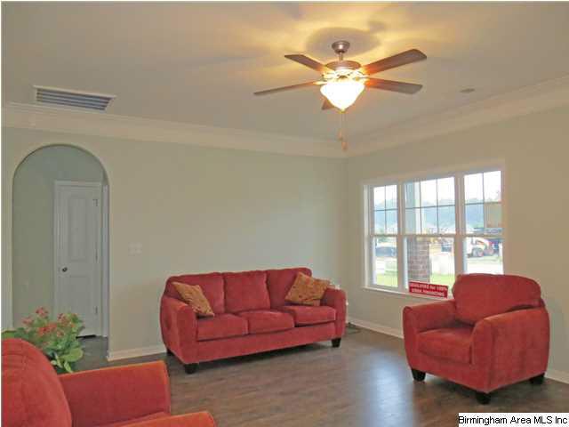 5545 Timber Leaf Trail Bessemer, AL 35022 - Photo 6 of 32