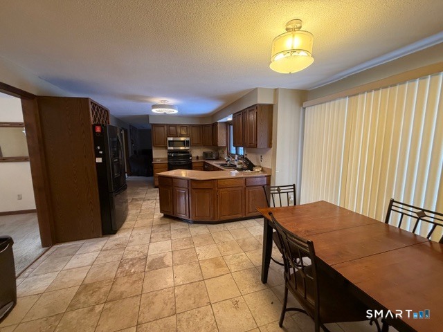 522 Springfield Road Somers, CT 06071 - Photo 3 of 15