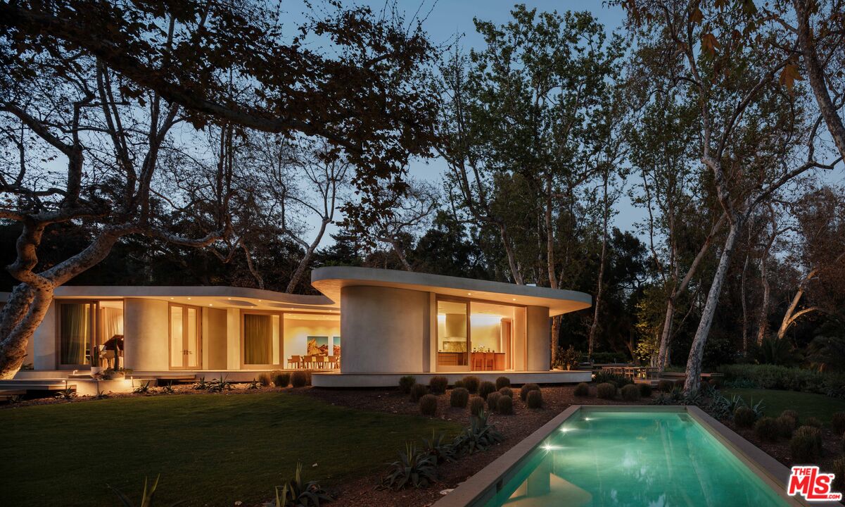 800 Brooktree Road Pacific Palisades, CA 90272 - Photo 1 of 27
