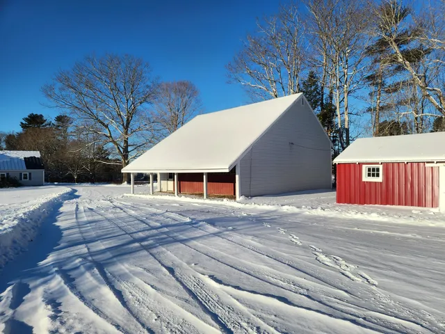 $699,000 | 28 Goose Hill Road, Jefferson, ME 04348