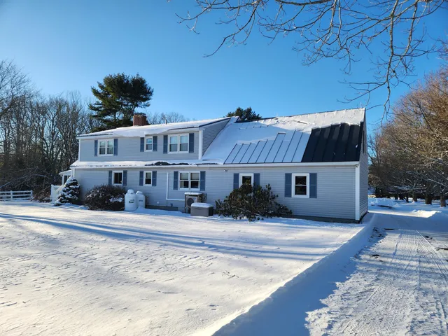 $699,000 | 28 Goose Hill Road, Jefferson, ME 04348