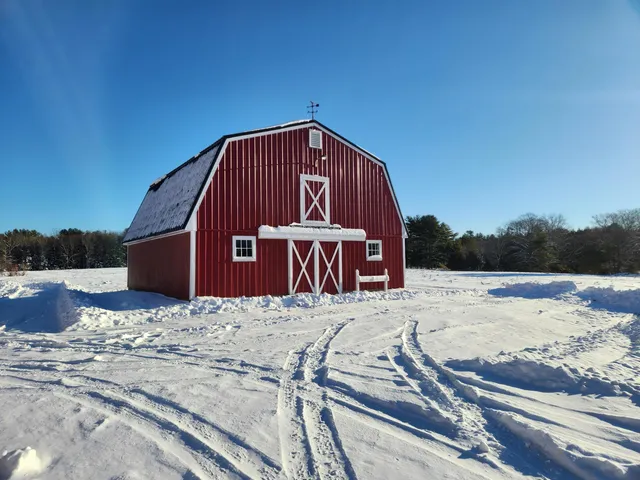 $699,000 | 28 Goose Hill Road, Jefferson, ME 04348