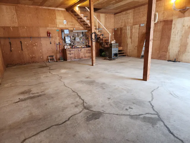 $699,000 | 28 Goose Hill Road, Jefferson, ME 04348