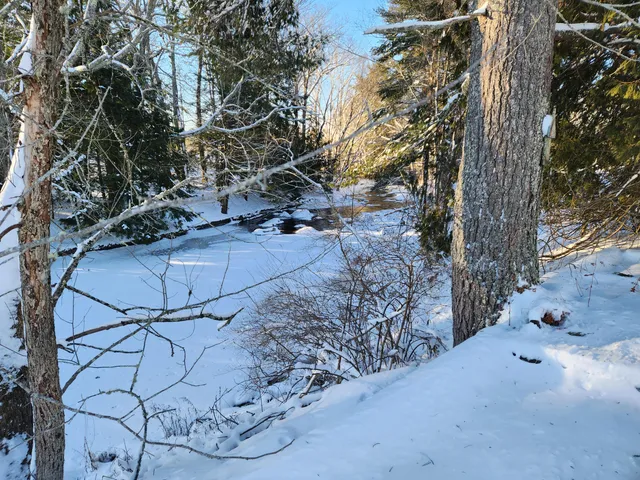 $699,000 | 28 Goose Hill Road, Jefferson, ME 04348