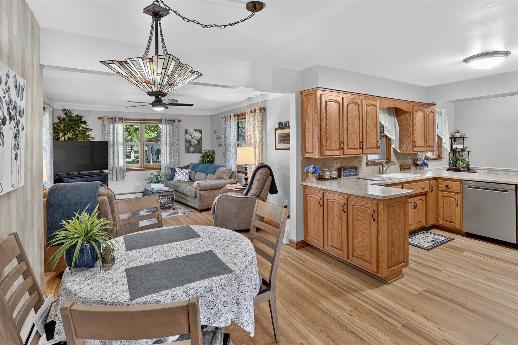 226 South Lincoln Road Bay City, MI 48708 - Photo 4 of 71