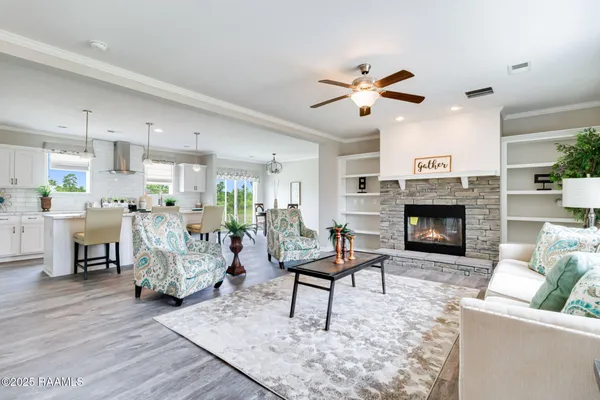 $244,900 | 155 Oak Manor Road, Rayne, LA 70578