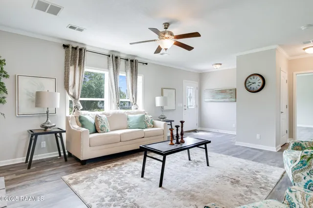 $244,900 | 155 Oak Manor Road, Rayne, LA 70578