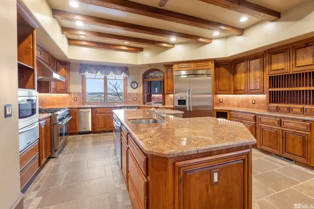 $2,989,999 | 525 Cable Canyon Drive, Fernley, NV 89408