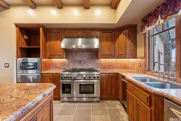 $2,899,000 | 525 Cable Canyon Drive, Fernley, NV 89408