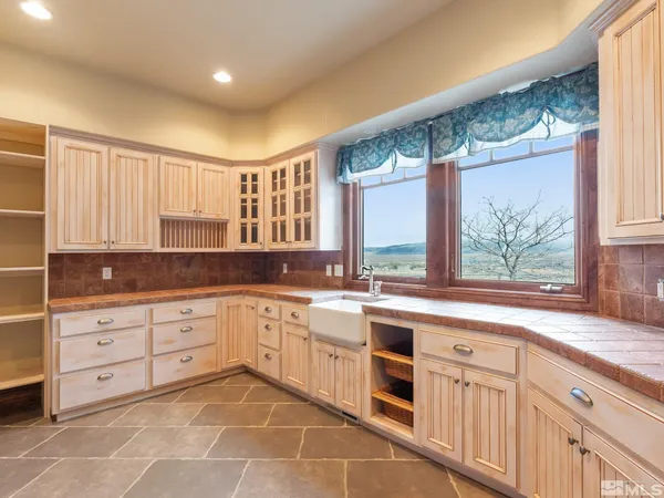 $2,899,000 | 525 Cable Canyon Drive, Fernley, NV 89408