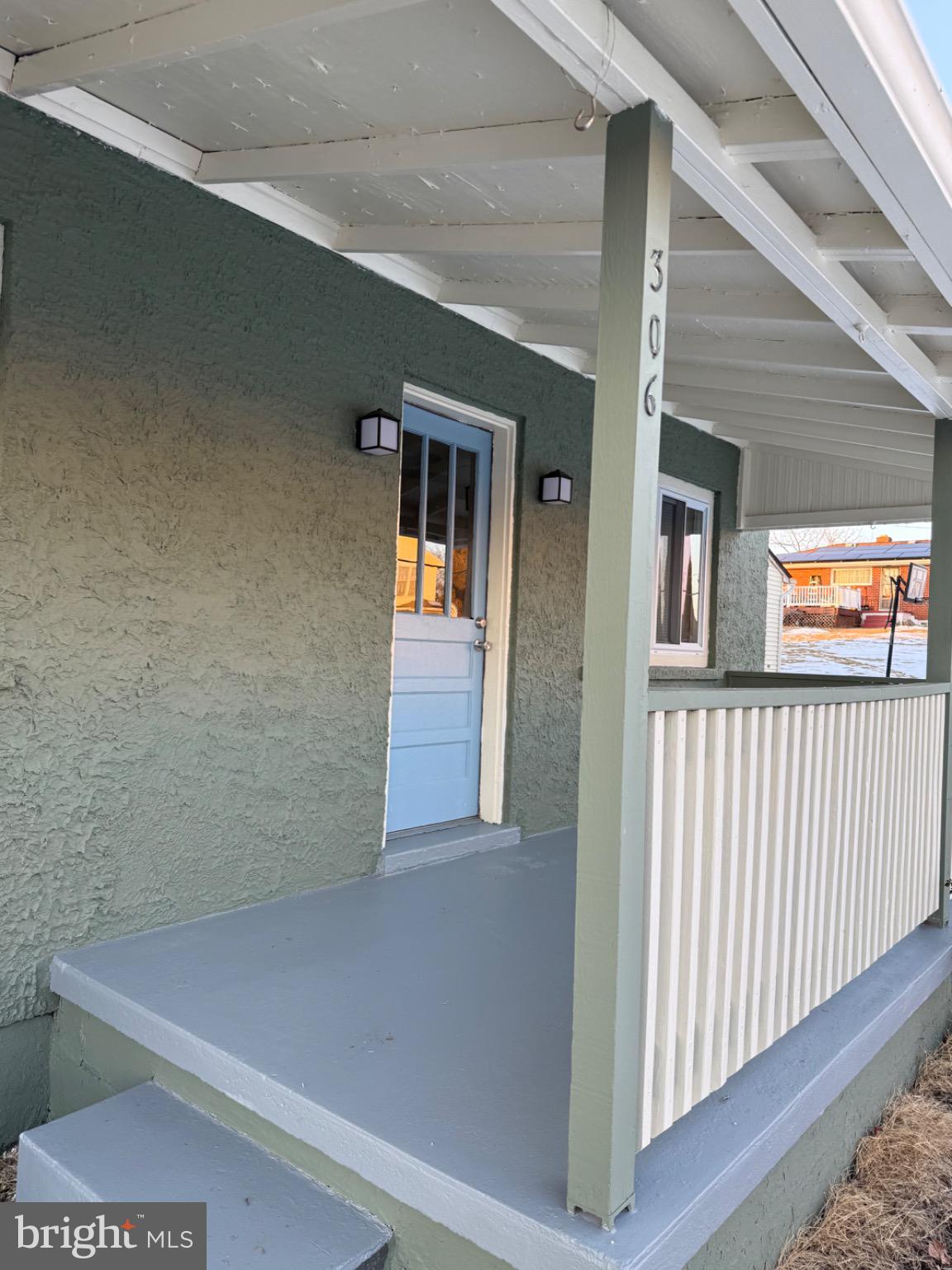 306 North Kelly Street Culpeper, VA 22701 - Photo 2 of 9 Charming entryway with inviting porch.