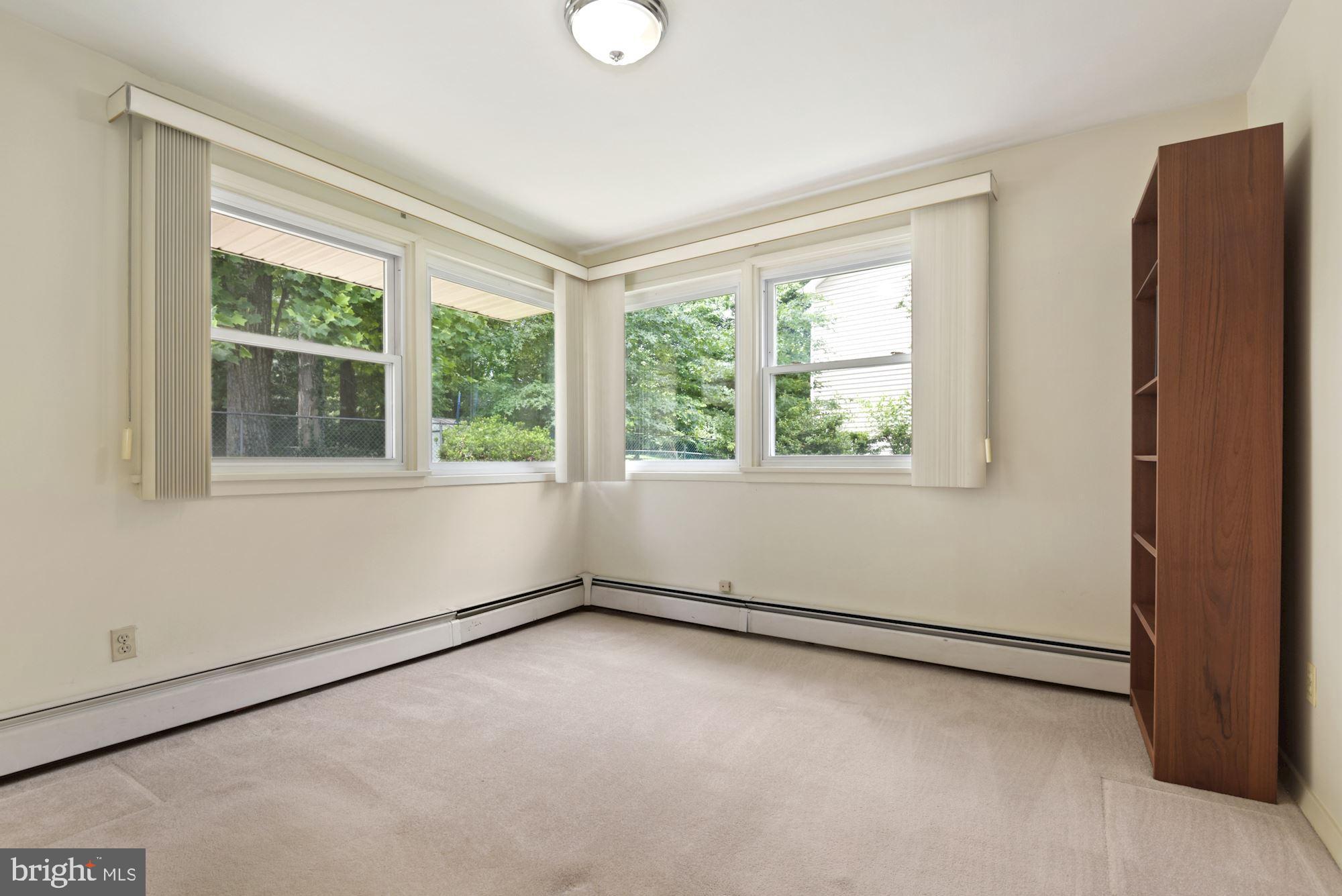 7103 Oak Ridge Road Falls Church, VA 22042 - Photo 5 of 41 Gallery Image 5