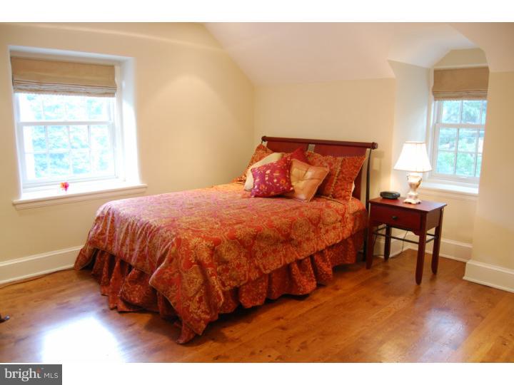 401 Roumfort Road Philadelphia, PA 19119 - Photo 14 of 25 Bedroom 4