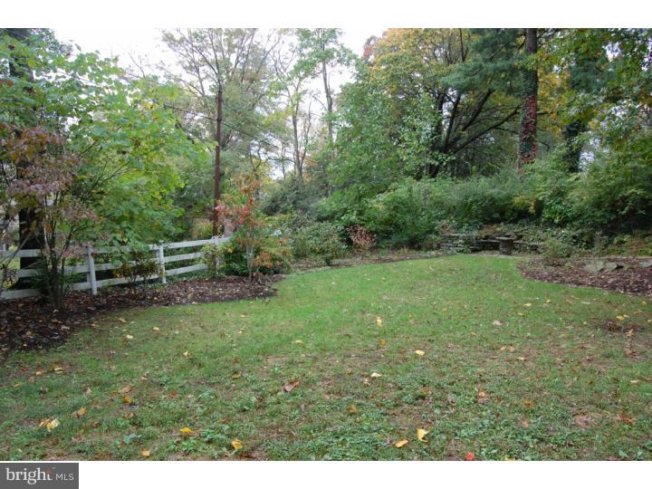401 Roumfort Road Philadelphia, PA 19119 - Photo 23 of 25 Back Yard