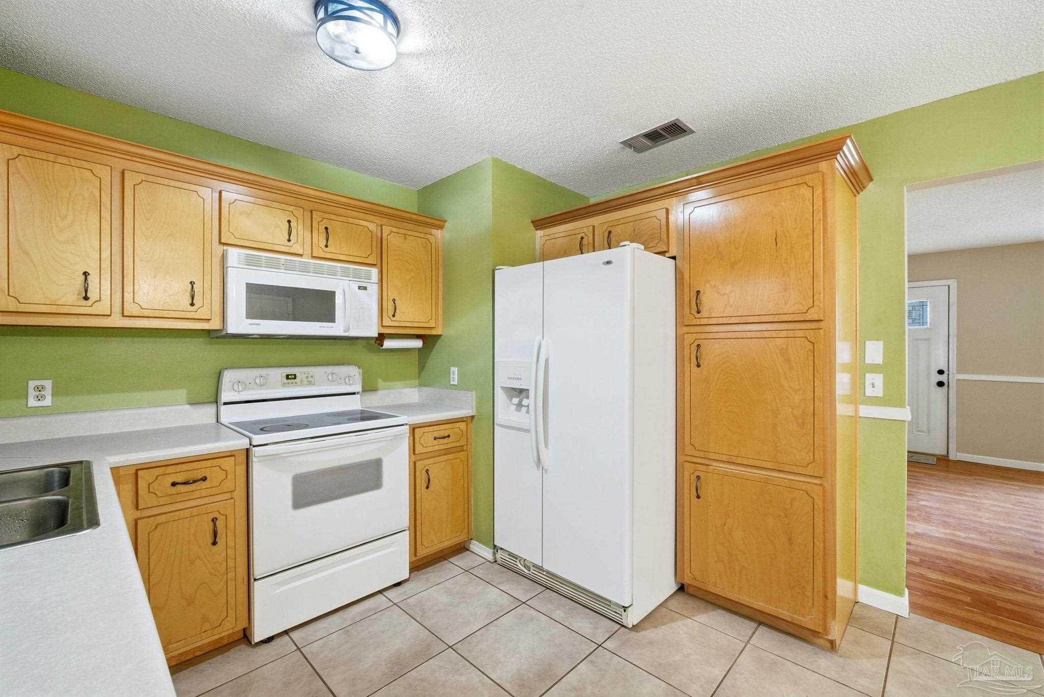 6568 Sinclair Street Milton, FL 32570 - Photo 15 of 50