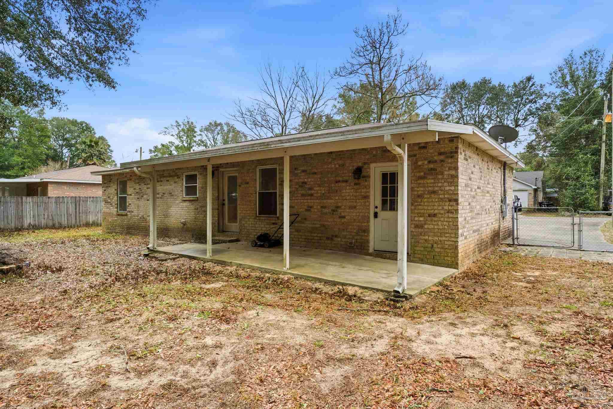 6568 Sinclair Street Milton, FL 32570 - Photo 27 of 50