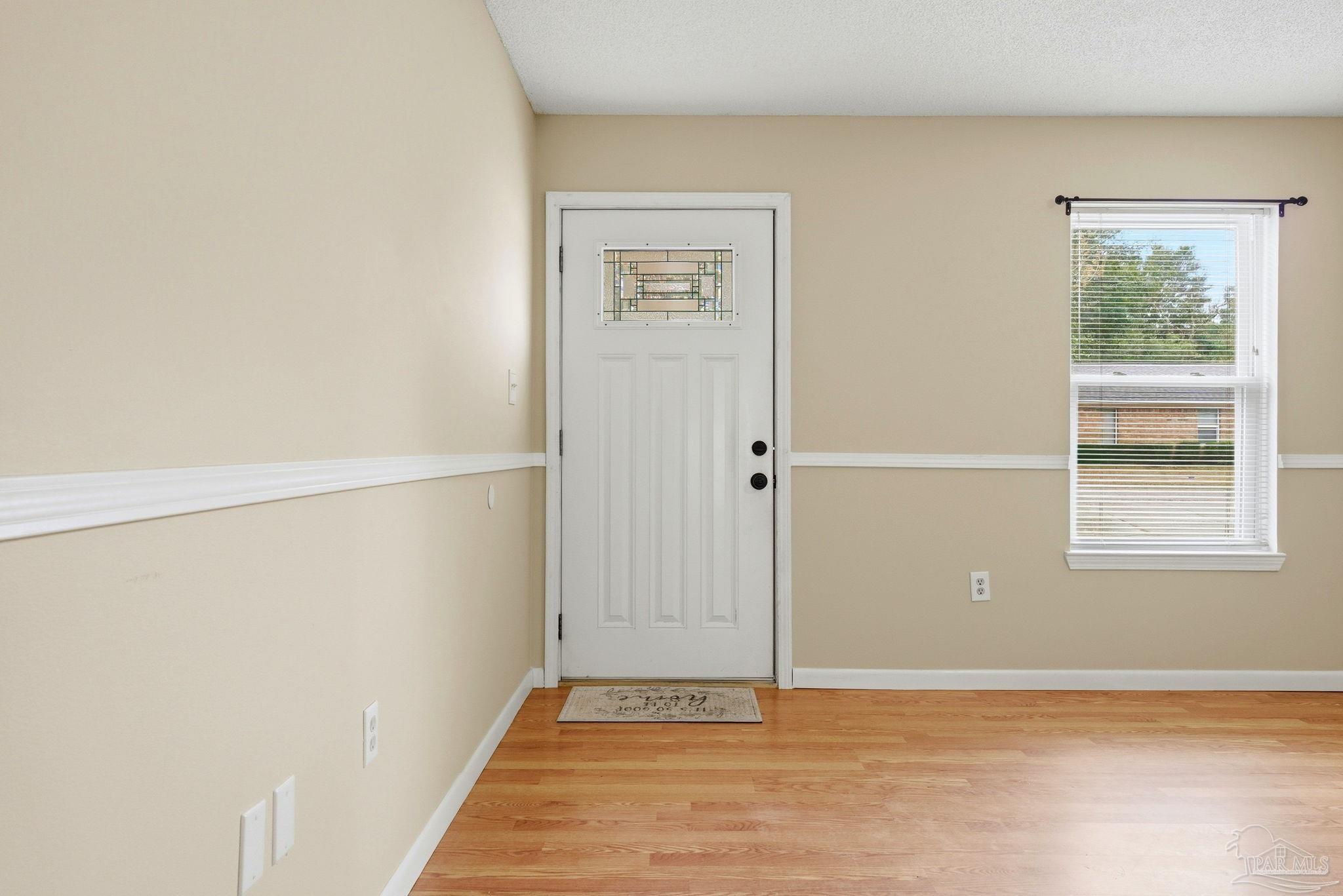 6568 Sinclair Street Milton, FL 32570 - Photo 5 of 50