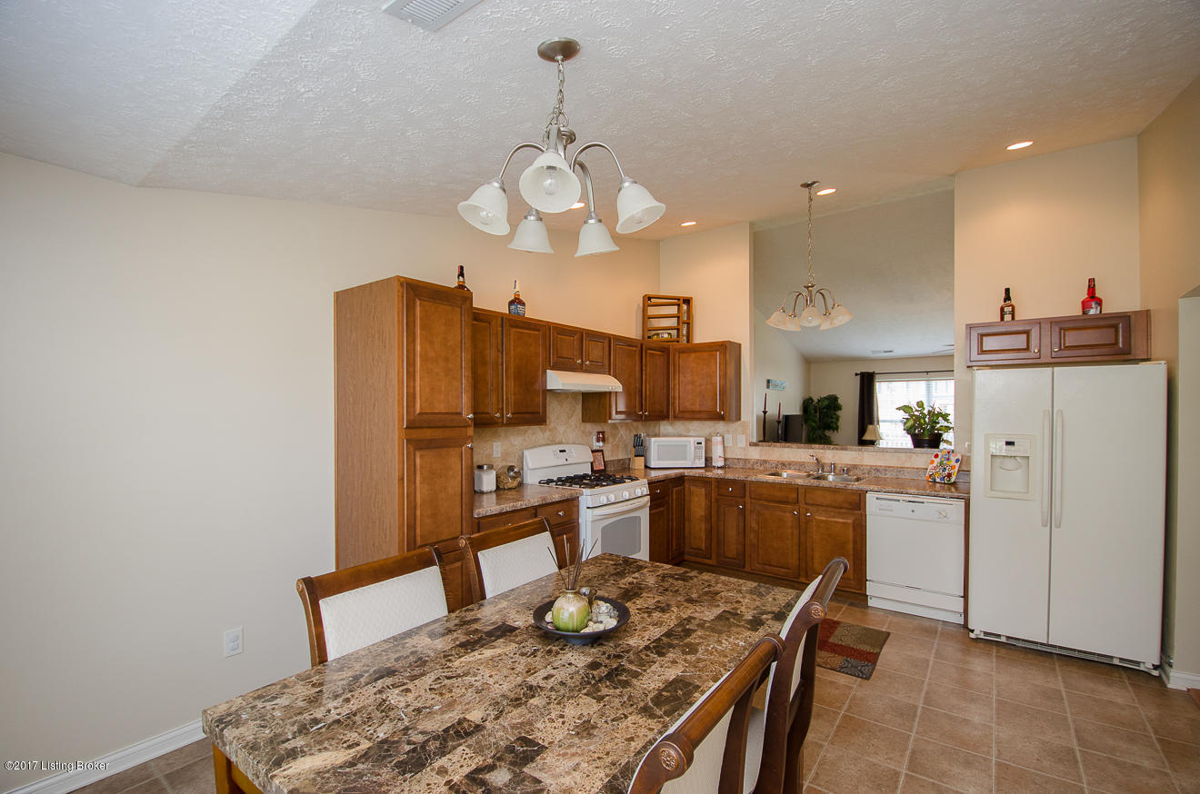 9825 Brooks Bend Road Louisville, KY 40258 - Photo 6 of 35 BrooksBend-6