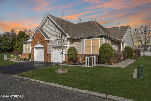 $375,000 | 119 Burholme Drive, Hamilton, NJ 08691