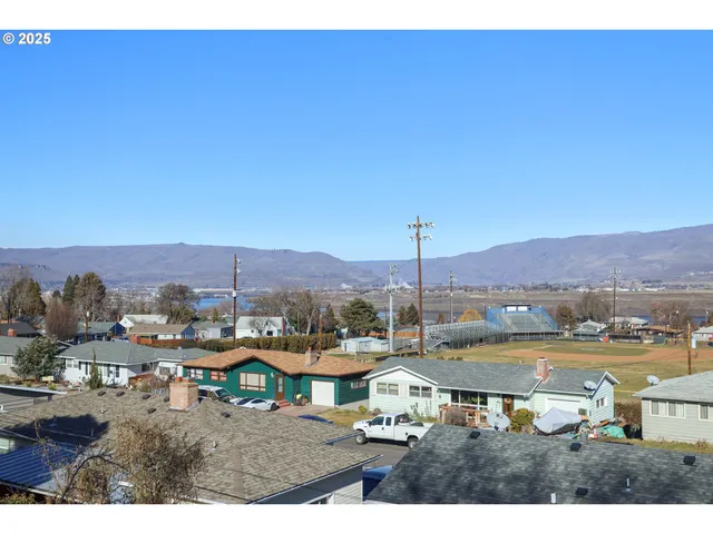 $499,000 | 1509 Quinton Street, The Dalles, OR 97058