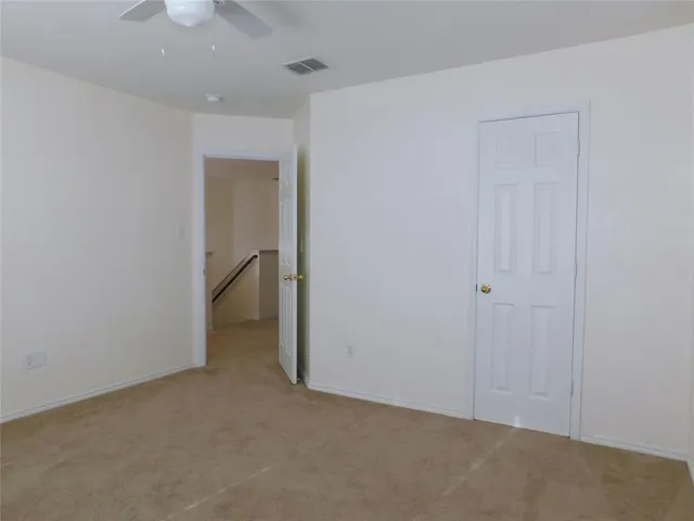 a view of empty room with window