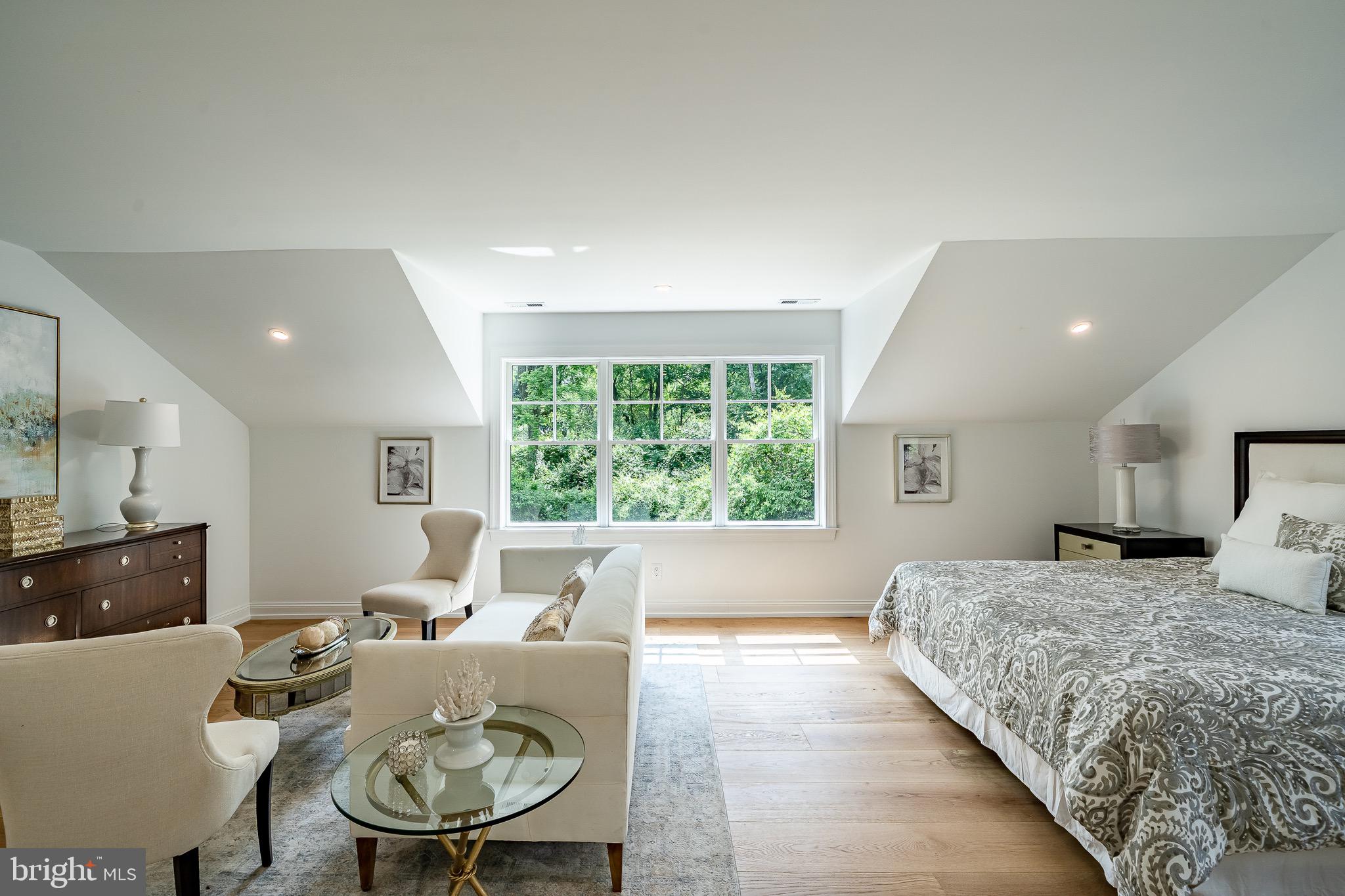 2058 Waterloo Road Berwyn, PA 19312 - Photo 31 of 46 a living room with furniture and a large window