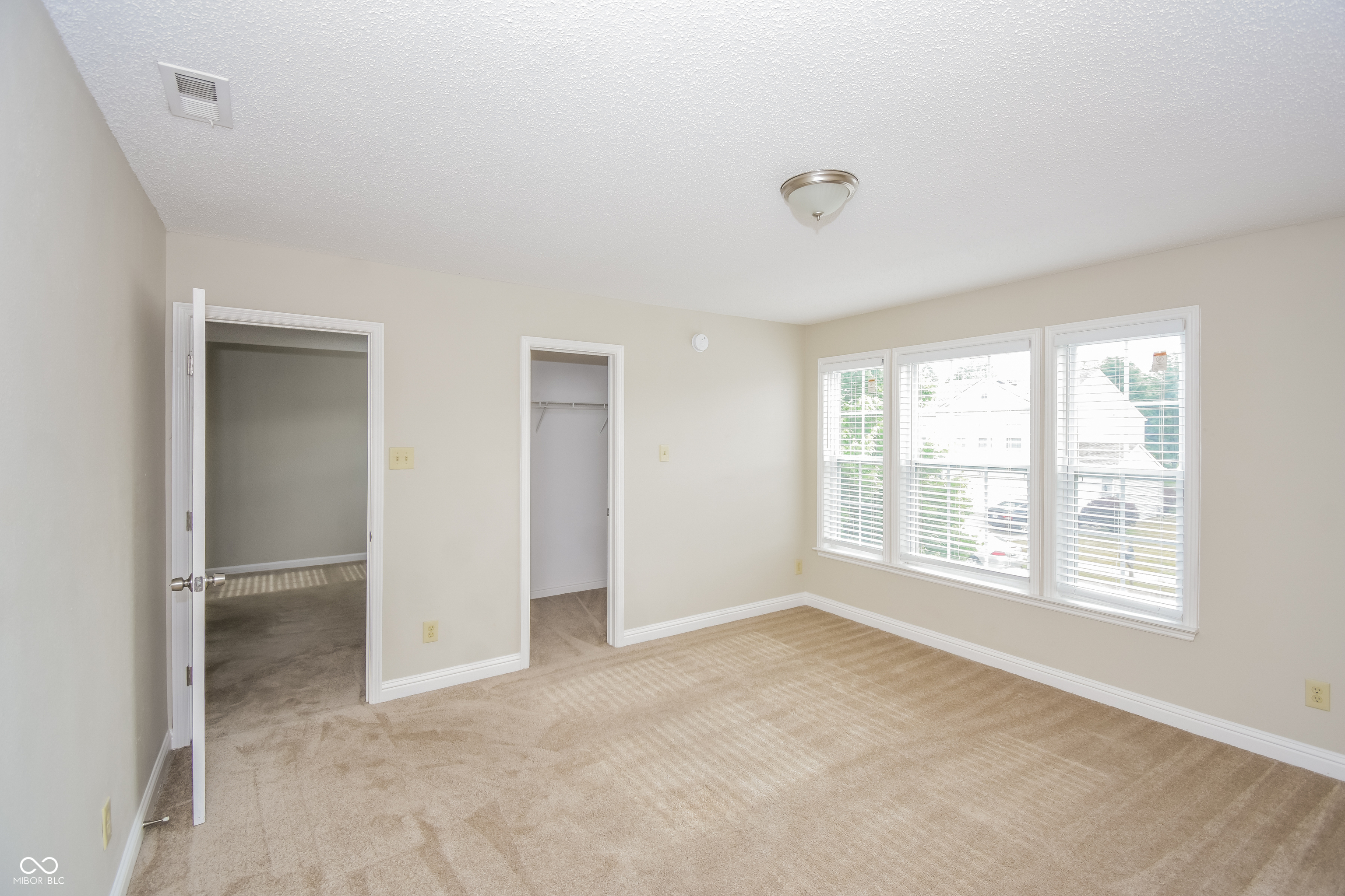 8208 Firefly Way Indianapolis, IN 46259 - Photo 11 of 17