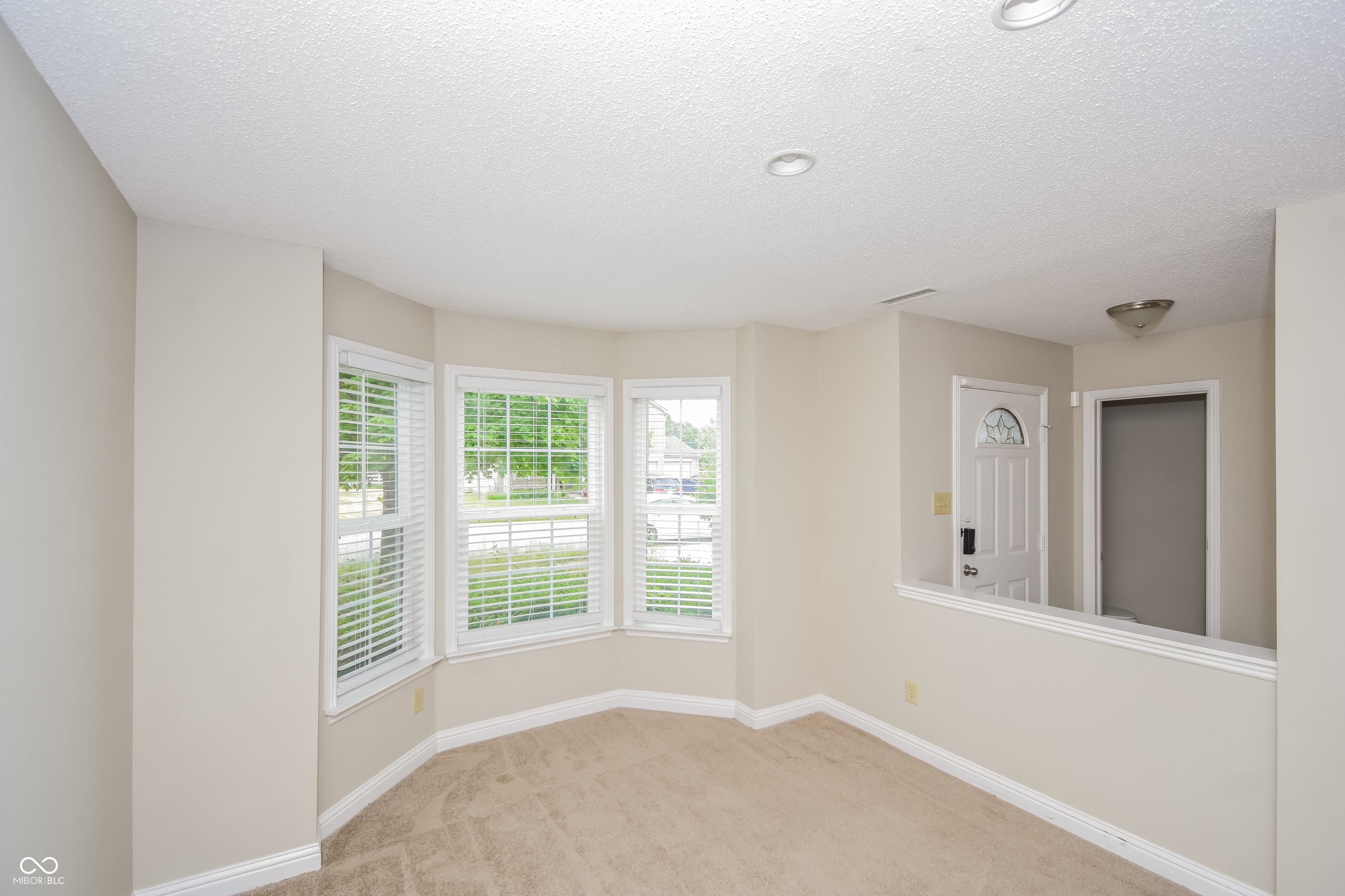 8208 Firefly Way Indianapolis, IN 46259 - Photo 6 of 17