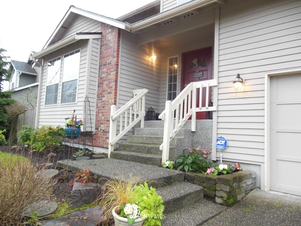 24004 26th Drive Southeast Bothell, WA 98021 - Photo 2 of 15