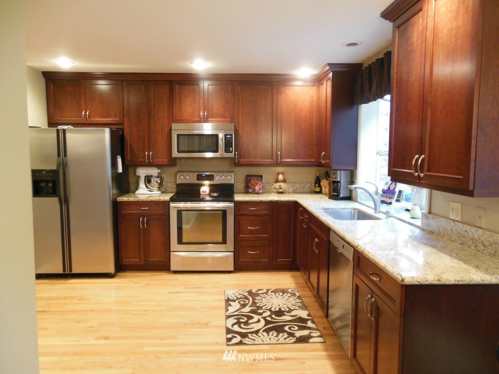 24004 26th Drive Southeast Bothell, WA 98021 - Photo 8 of 15