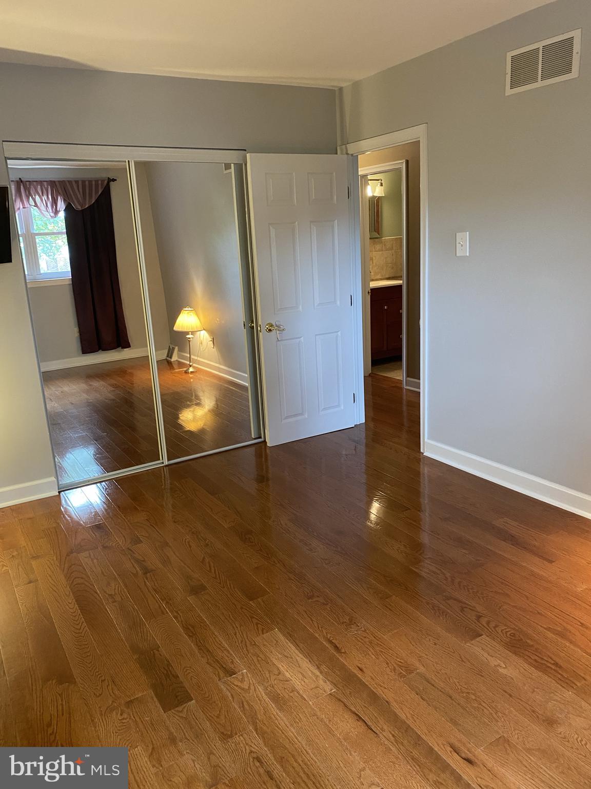 11103 Drake Drive Philadelphia, PA 19154 - Photo 14 of 16