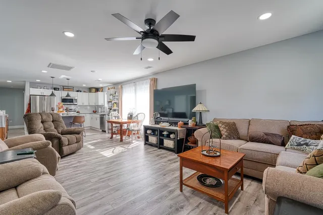 $299,999 | 279 Ernest L Collins Avenue, Spartanburg, SC 29306