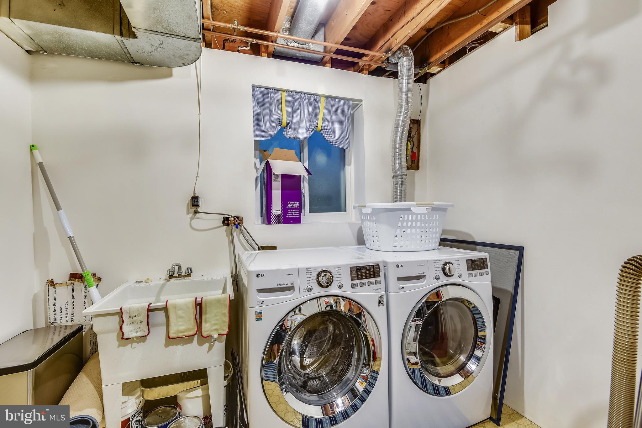 8523 Forrester Boulevard Springfield, VA 22152 - Photo 28 of 36 Full laundry room