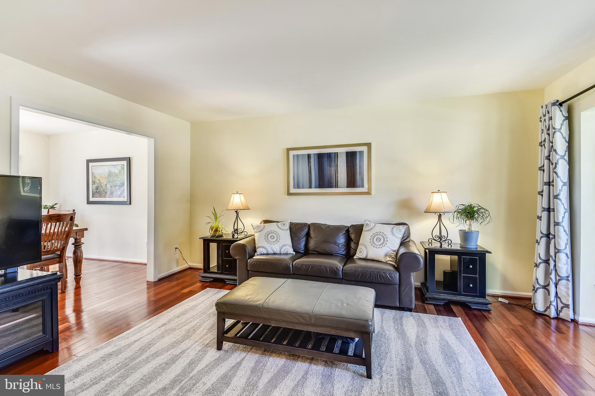 8523 Forrester Boulevard Springfield, VA 22152 - Photo 5 of 36 Living room